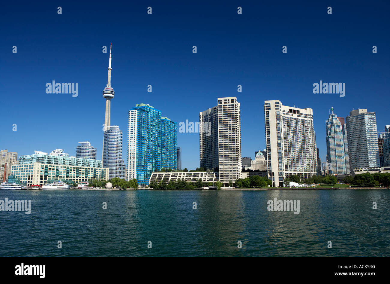 Lake Ontario and the skyline of Toronto, Canada Stock Photo - Alamy