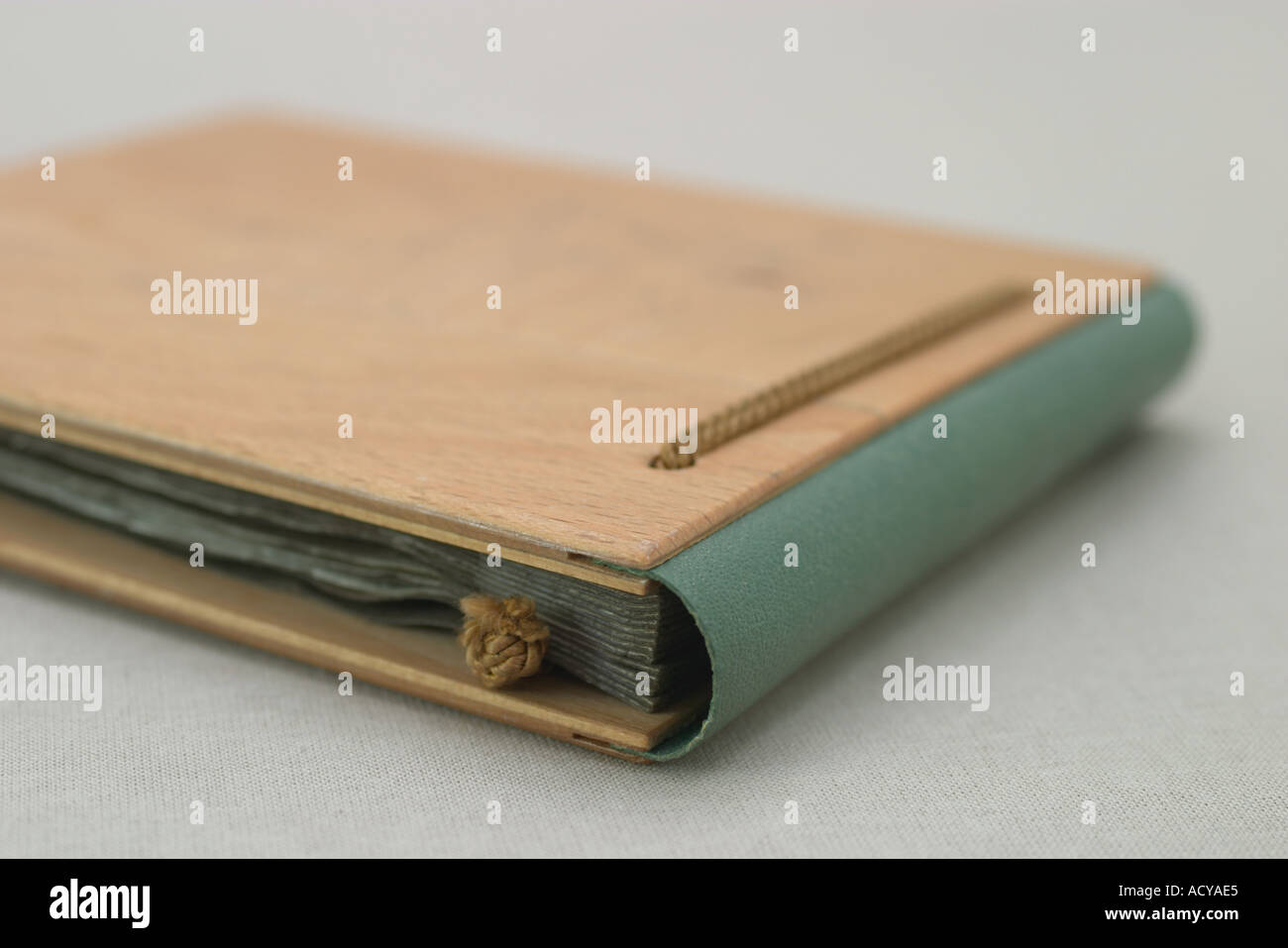 Old photos album cover hi-res stock photography and images - Alamy