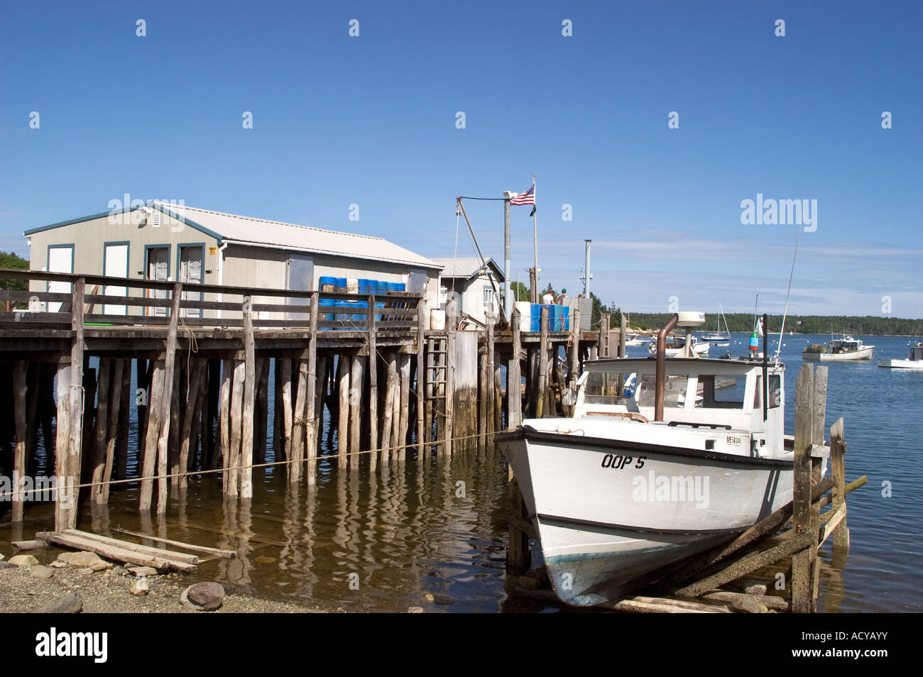 Round pond harbor, Maine, USA Stock Photo Alamy