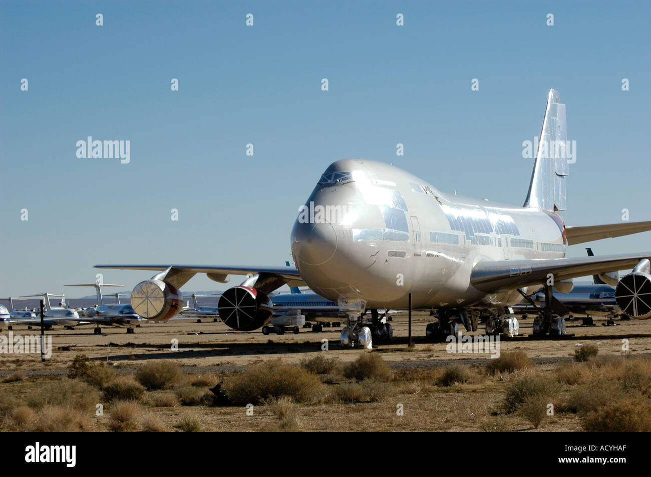 Used Jet Used jet airliners waiting to be refurbished reused in Mojave ...