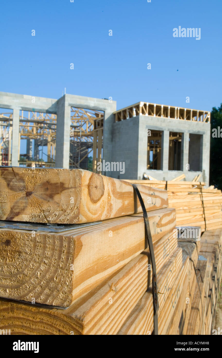 Home construction lumber hi-res stock photography and images - Alamy