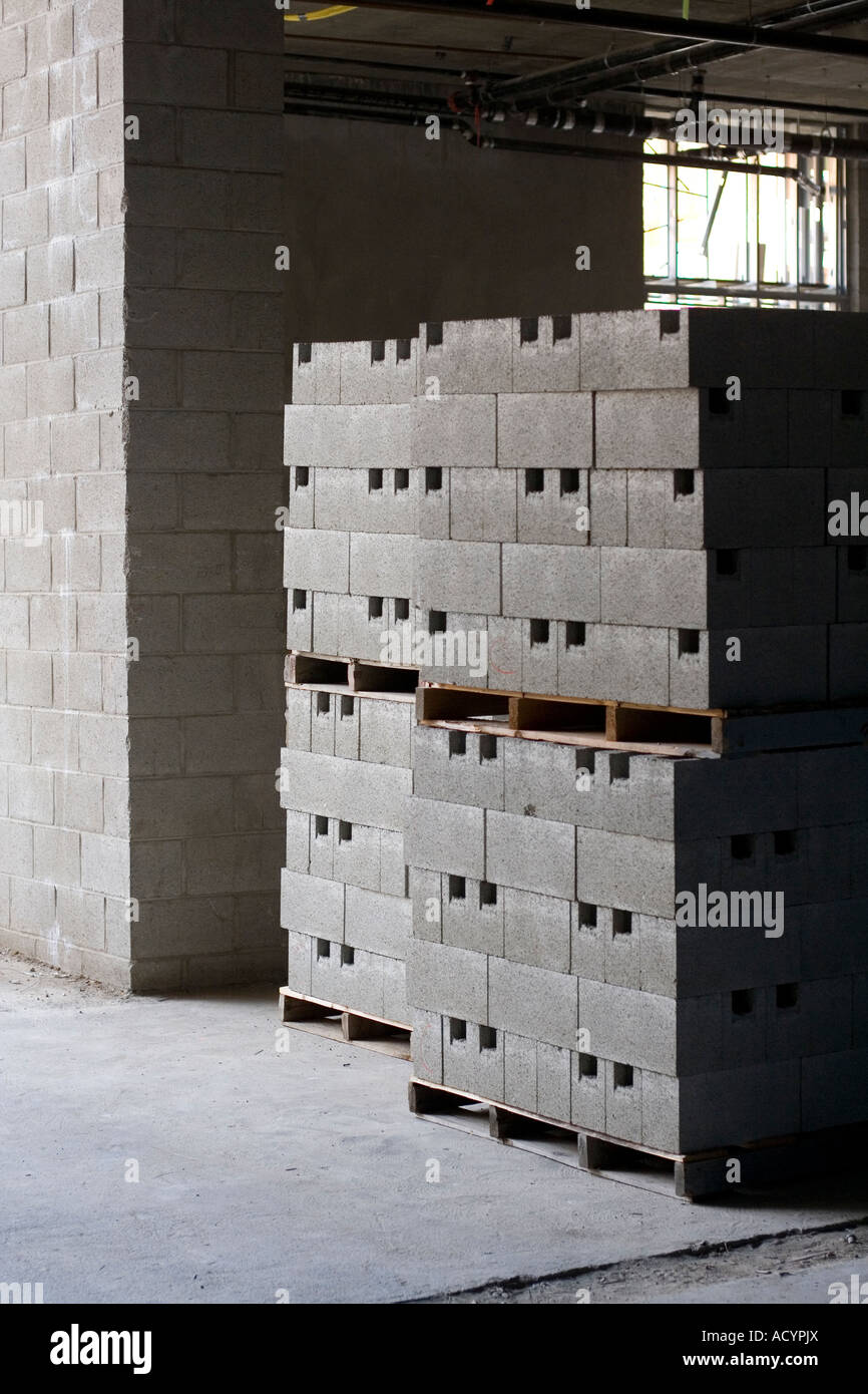 cinder block stack Stock Photo Alamy
