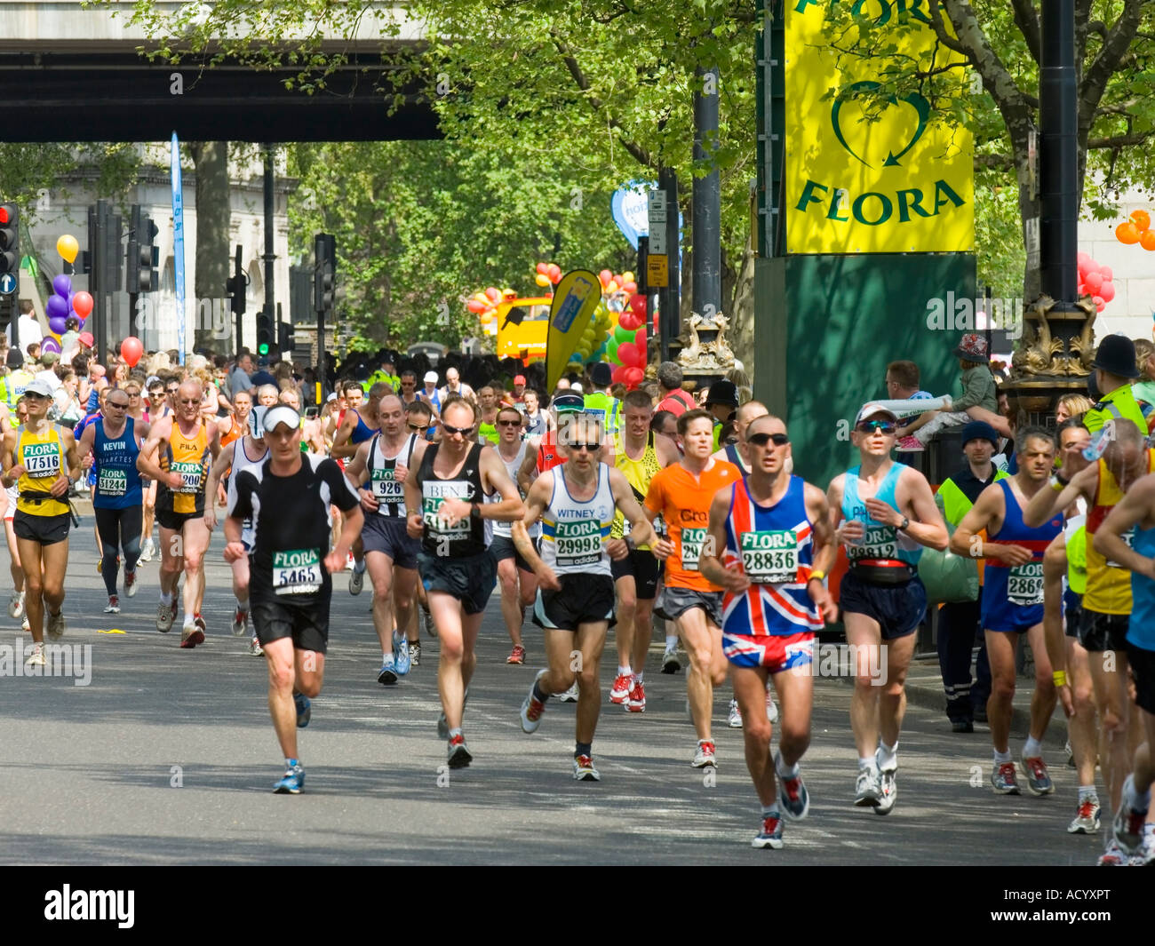 London marathon 2007 hires stock photography and images Alamy