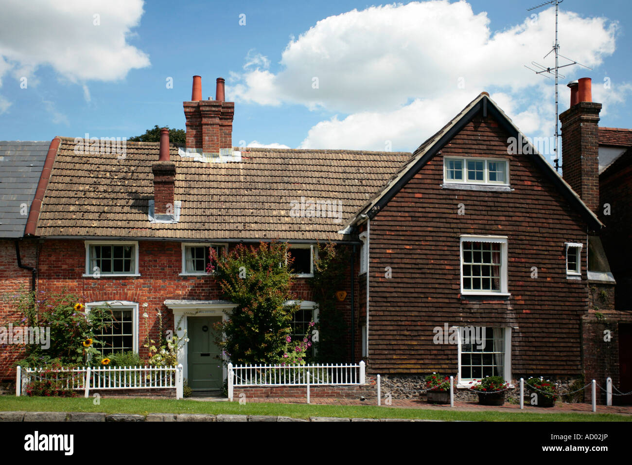Cottage in the Sussex town of Steyning. UK Stock Photo Alamy