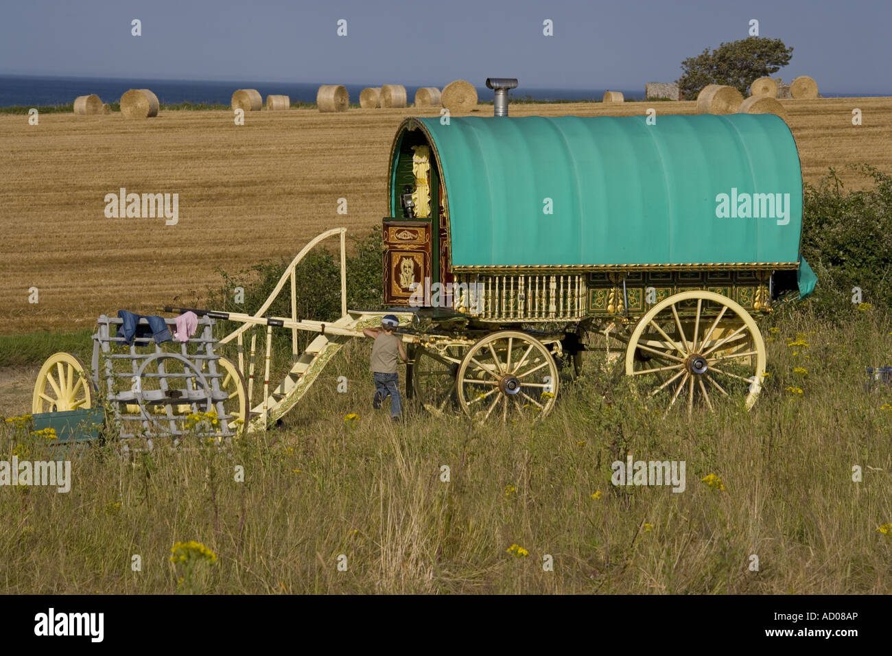 Romany Traditional Caravan Norfolk Stock Photo - Alamy