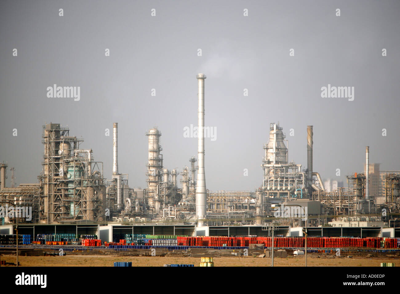 Oil refinery landscape, Kuwait Stock Photo