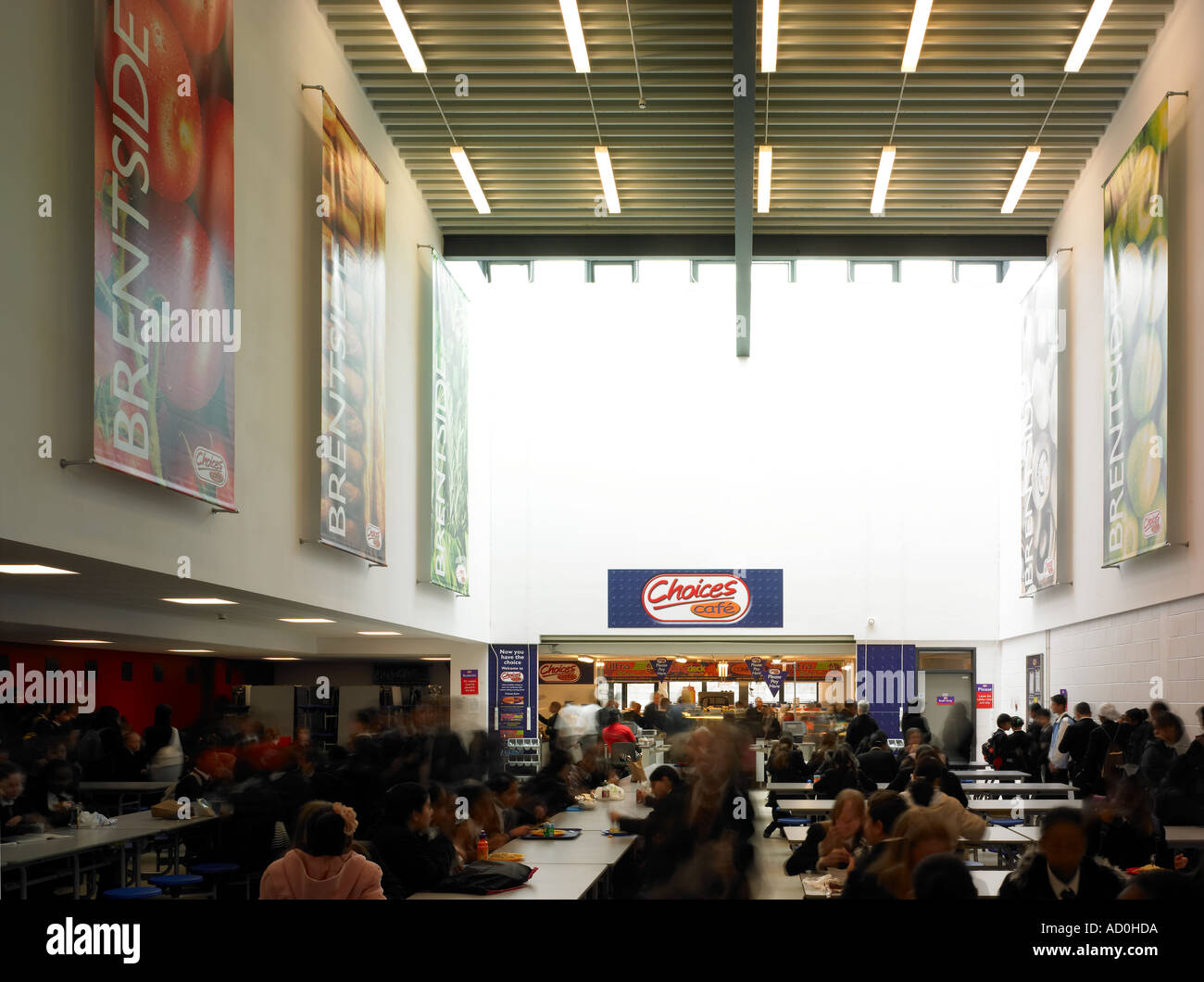 Brentside High School, Ealing, London. Canteen. Architect Kajima Stock