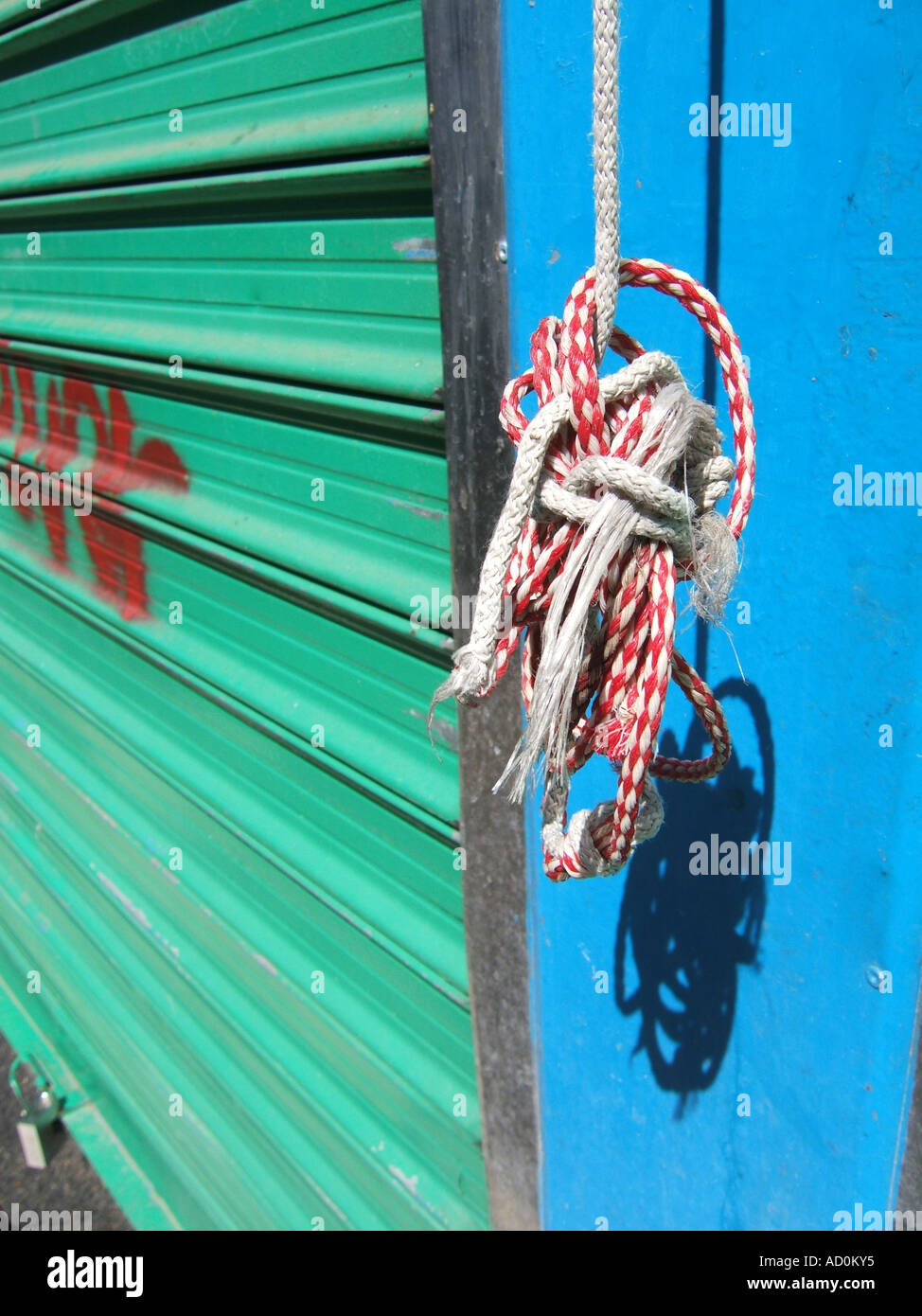rope and closed market stall stand Stock Photo - Alamy