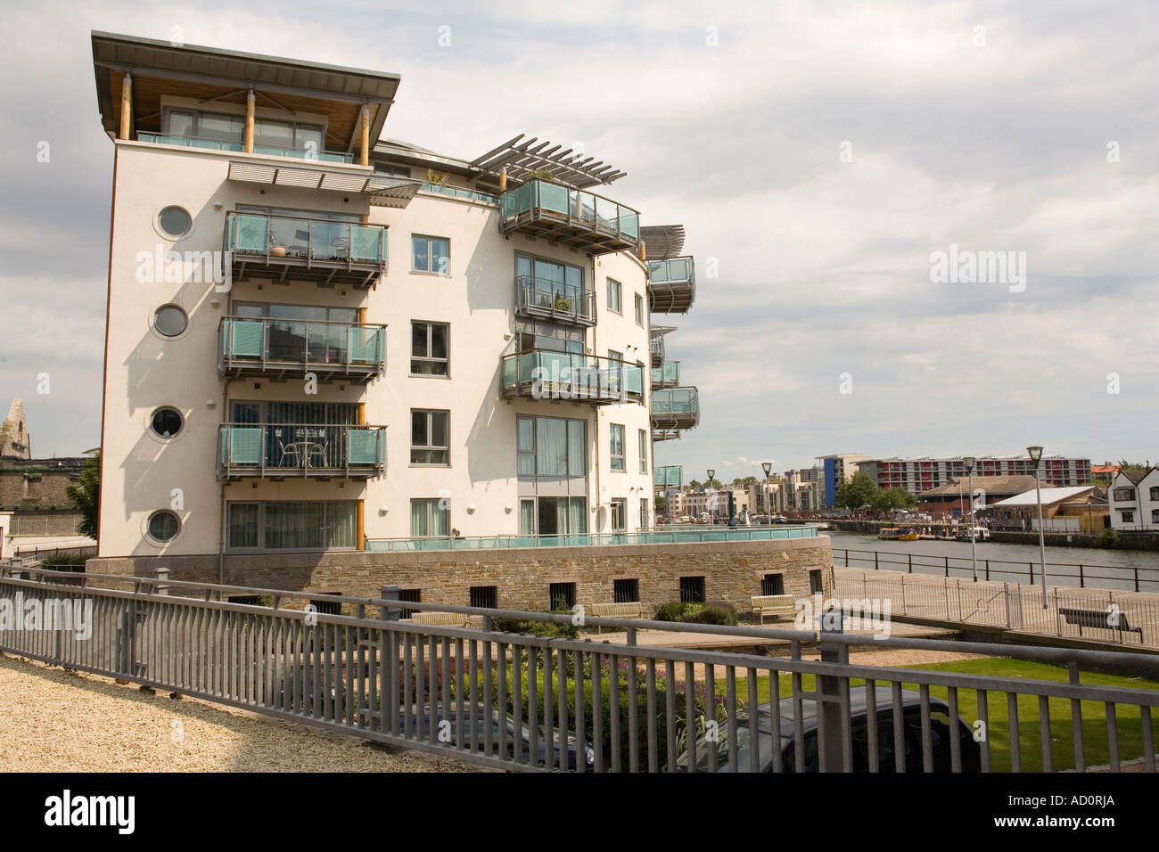Private housing development hi-res stock photography and images - Alamy