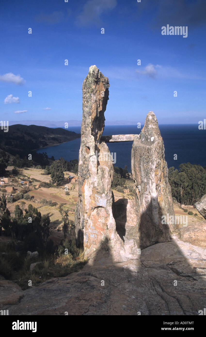 Horca del Inca, an ancient astronomical observatory, showing position of shadows around the September equinox, Copacabana, Lake Titicaca, Bolivia Stock Photo