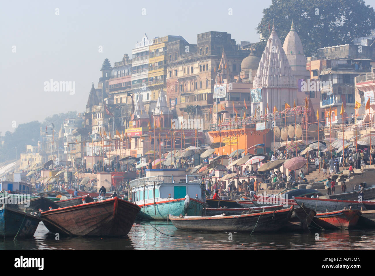 Ganges (Ganga), Varanasi (Benares), Uttar Pradesh, India Stock Photo