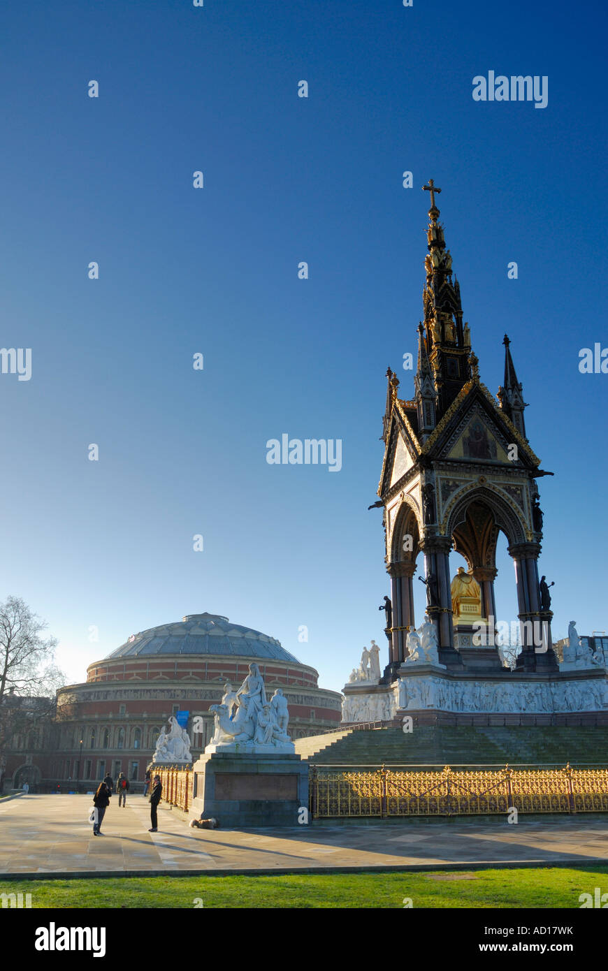 Royal Albert Hall & Albert Memorial, Kensington, London, England Stock Photo
