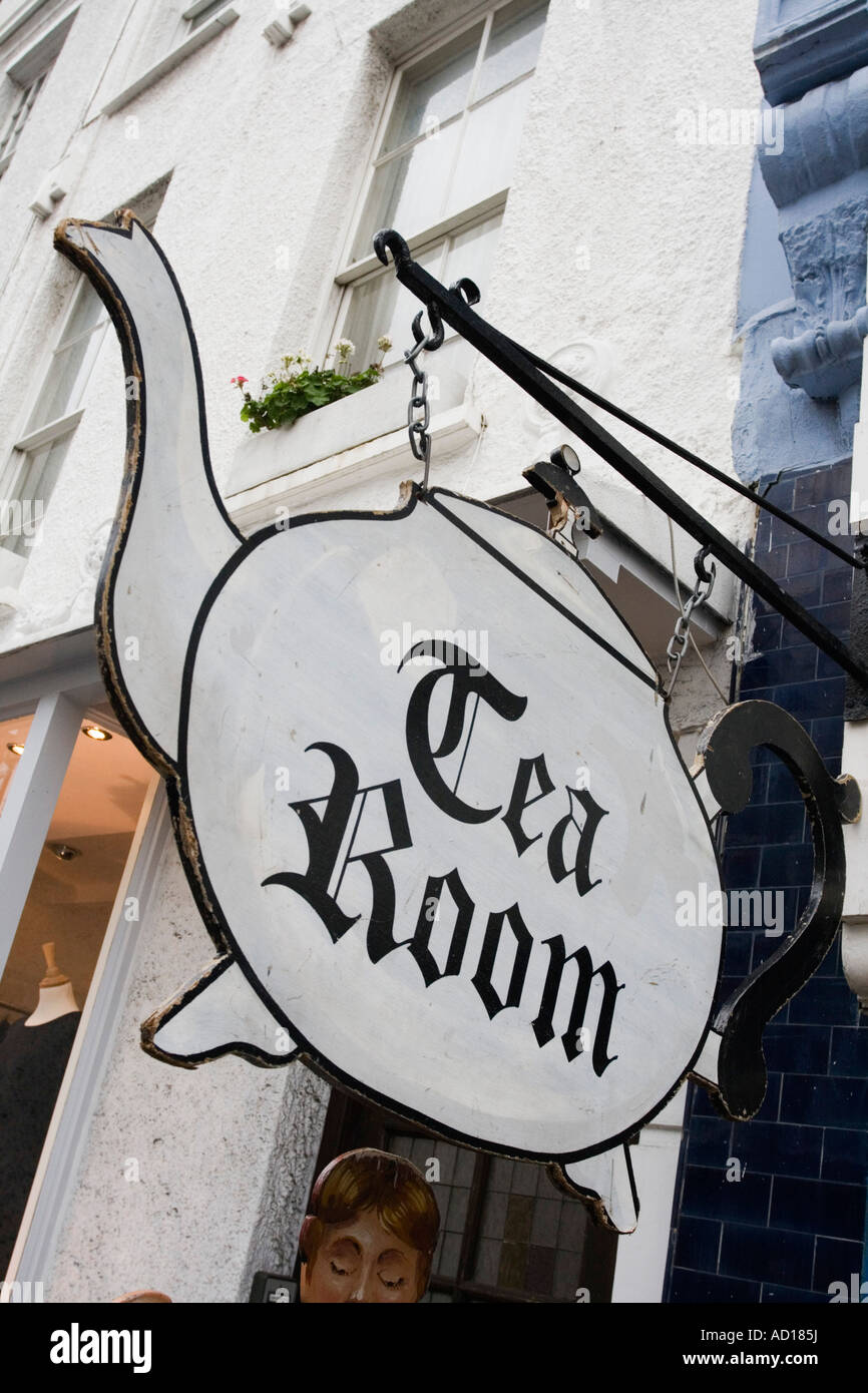 Tea Room Sign, Portobello Road, Notting Hill, London, England Stock ...