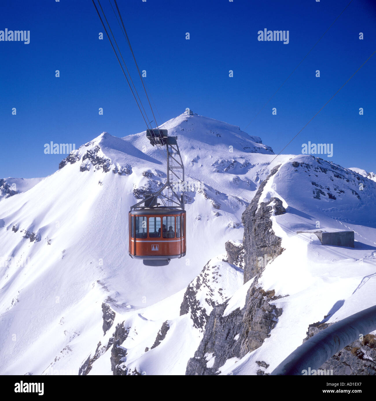 Switzerland, Bernese Oberland, Murren, Cable car to Schilthorn Stock
