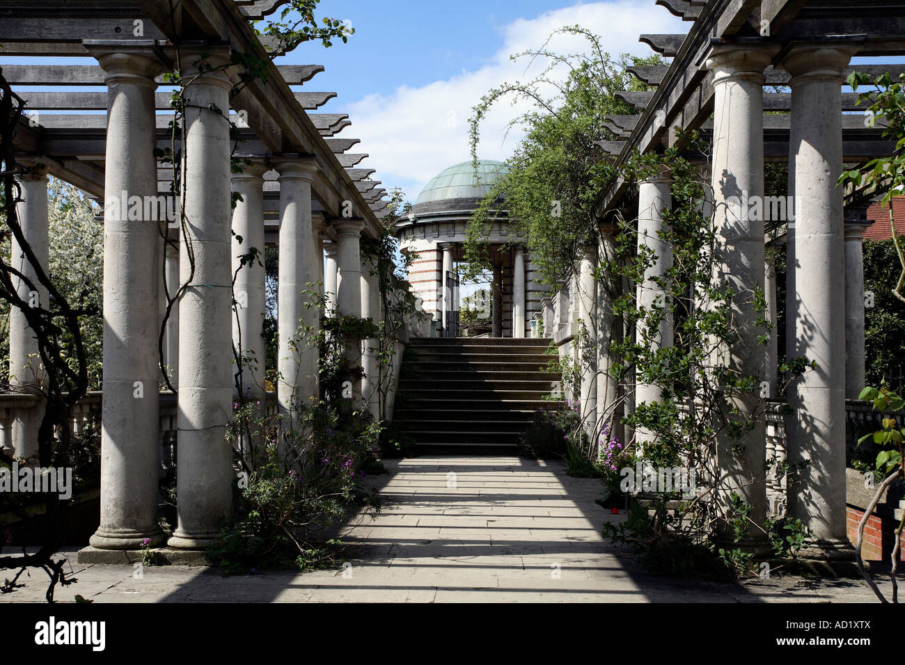 Pergola. West Heath, Hampstead Heath, Hampstead, London, England, UK ...