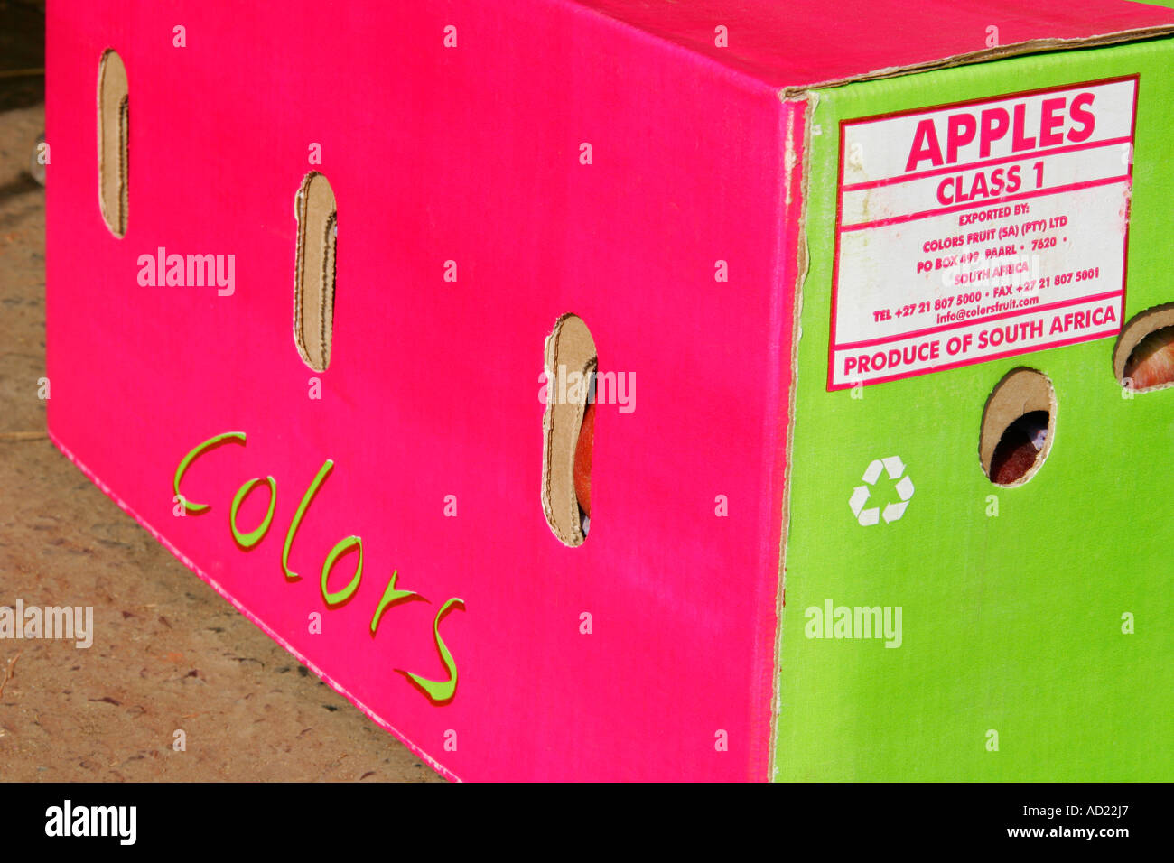 Apple Fruit packaging Colorful packaging boxes for fruits for exports
