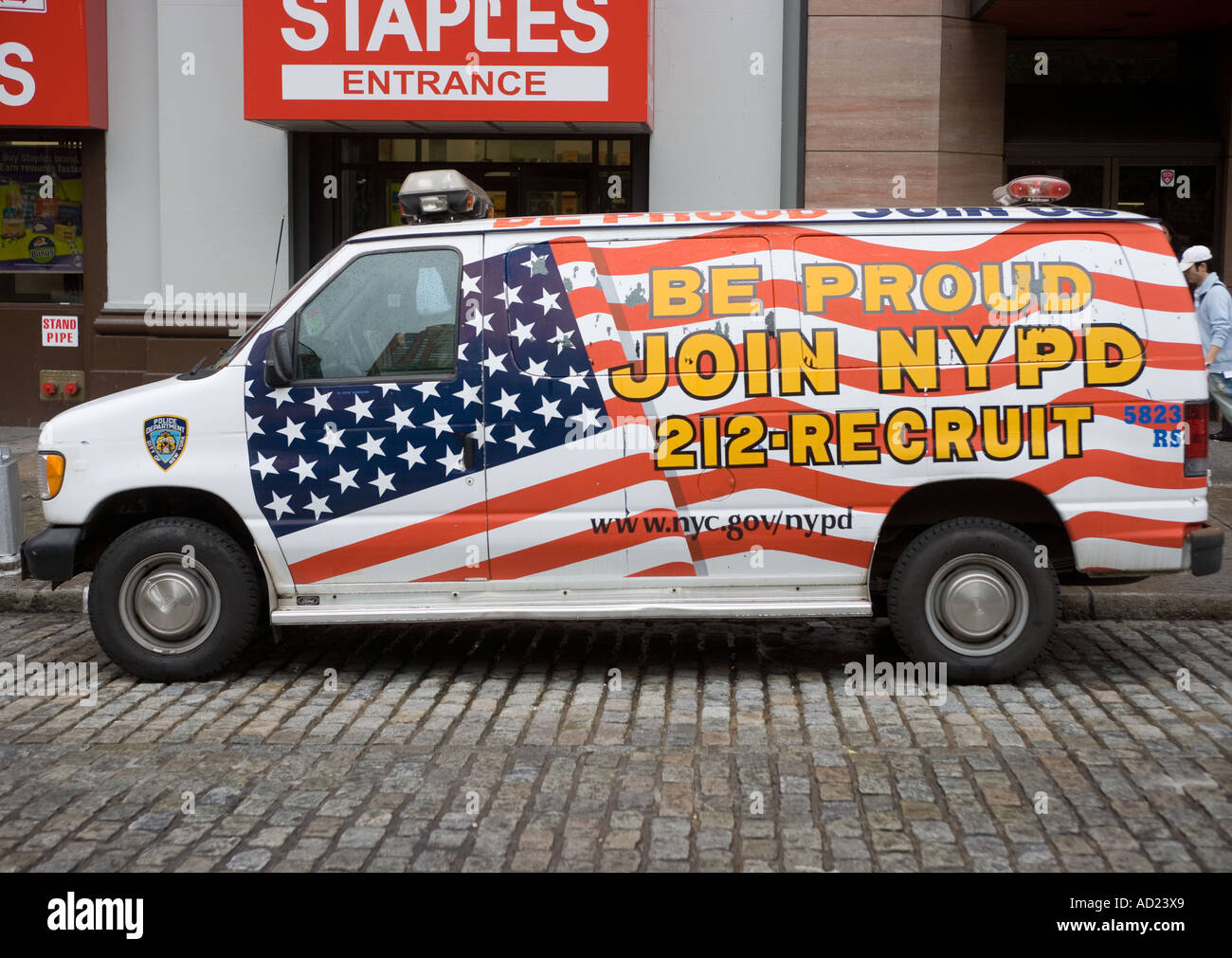 Police Recruitment Van New York City Stock Photo Alamy