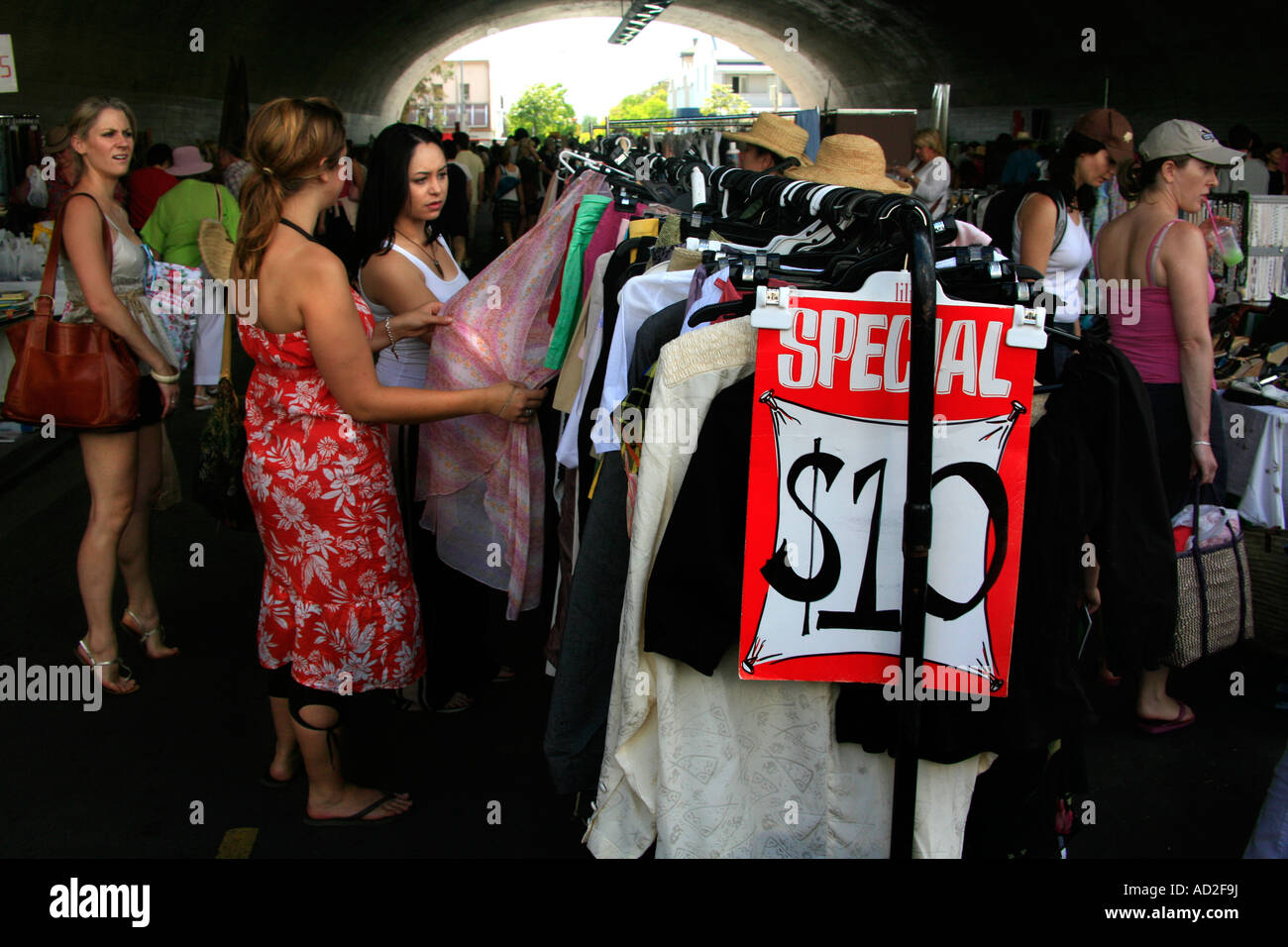 second hand cocktail dresses
