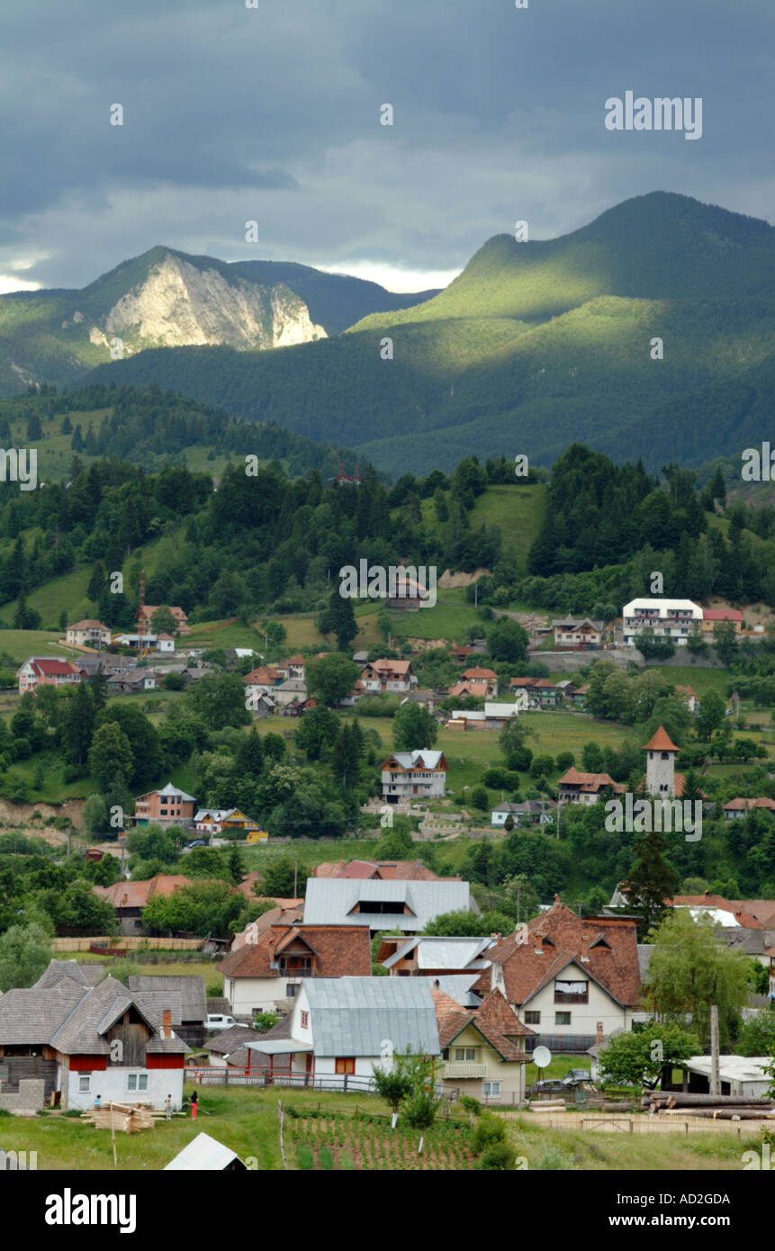 Podu Dambovitei village near Piatra Craiului Mountains in Carpathian ...