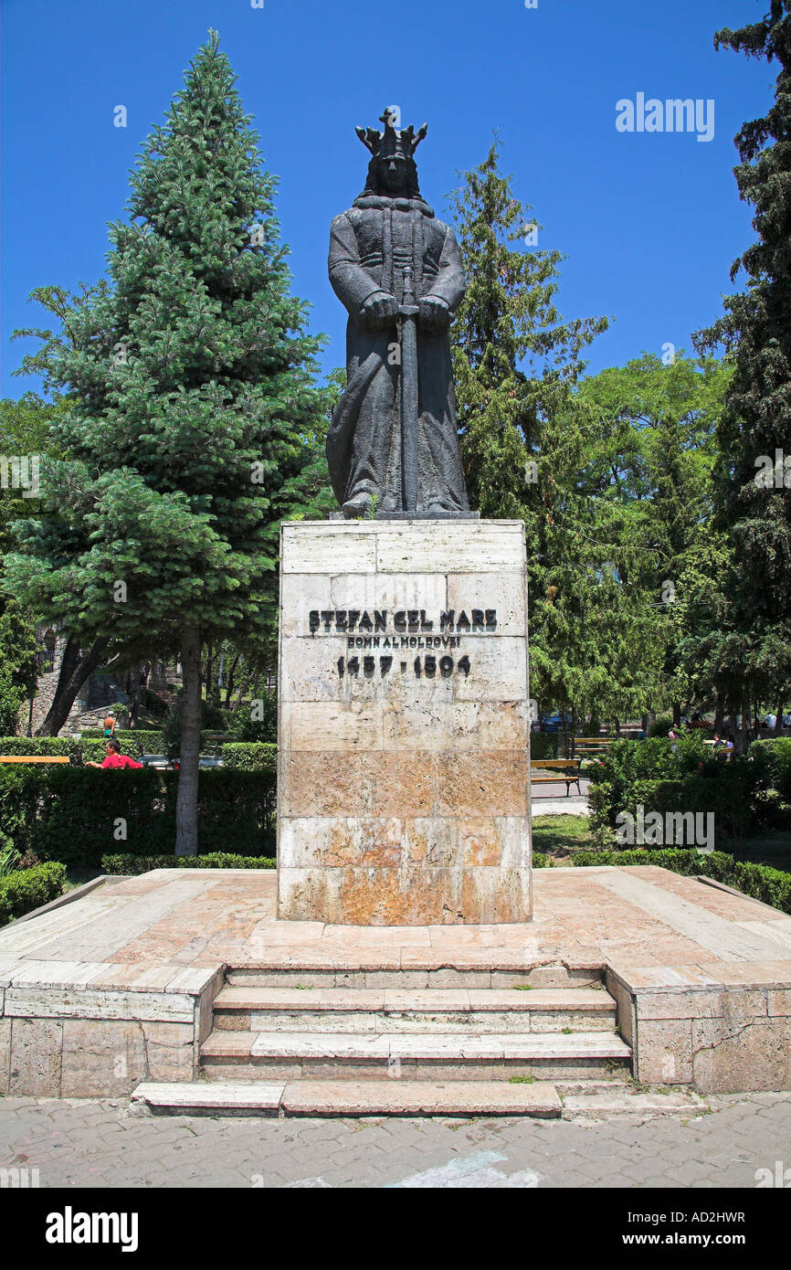 Stefan Cel Mare, Stephen the Great, statue, Piata Libertatii, Piatra Neamt, Moldavia, Romania Stock Photo