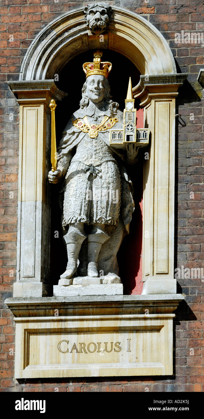 Statue of King Charles the First, Worcester,U.K Stock Photo Alamy