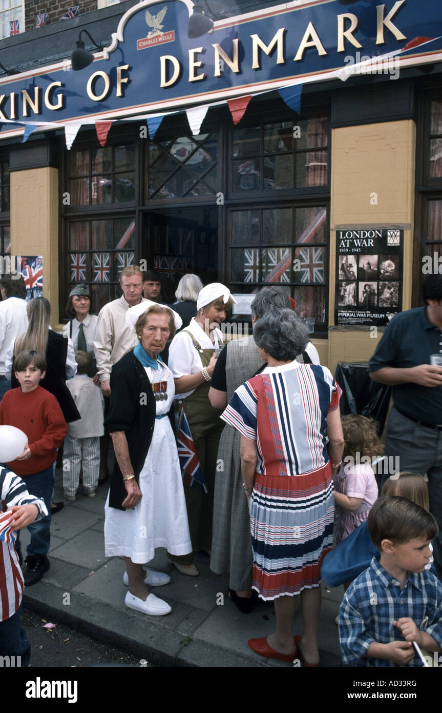 Golden Jubilee celebration street party Stock Photo Alamy