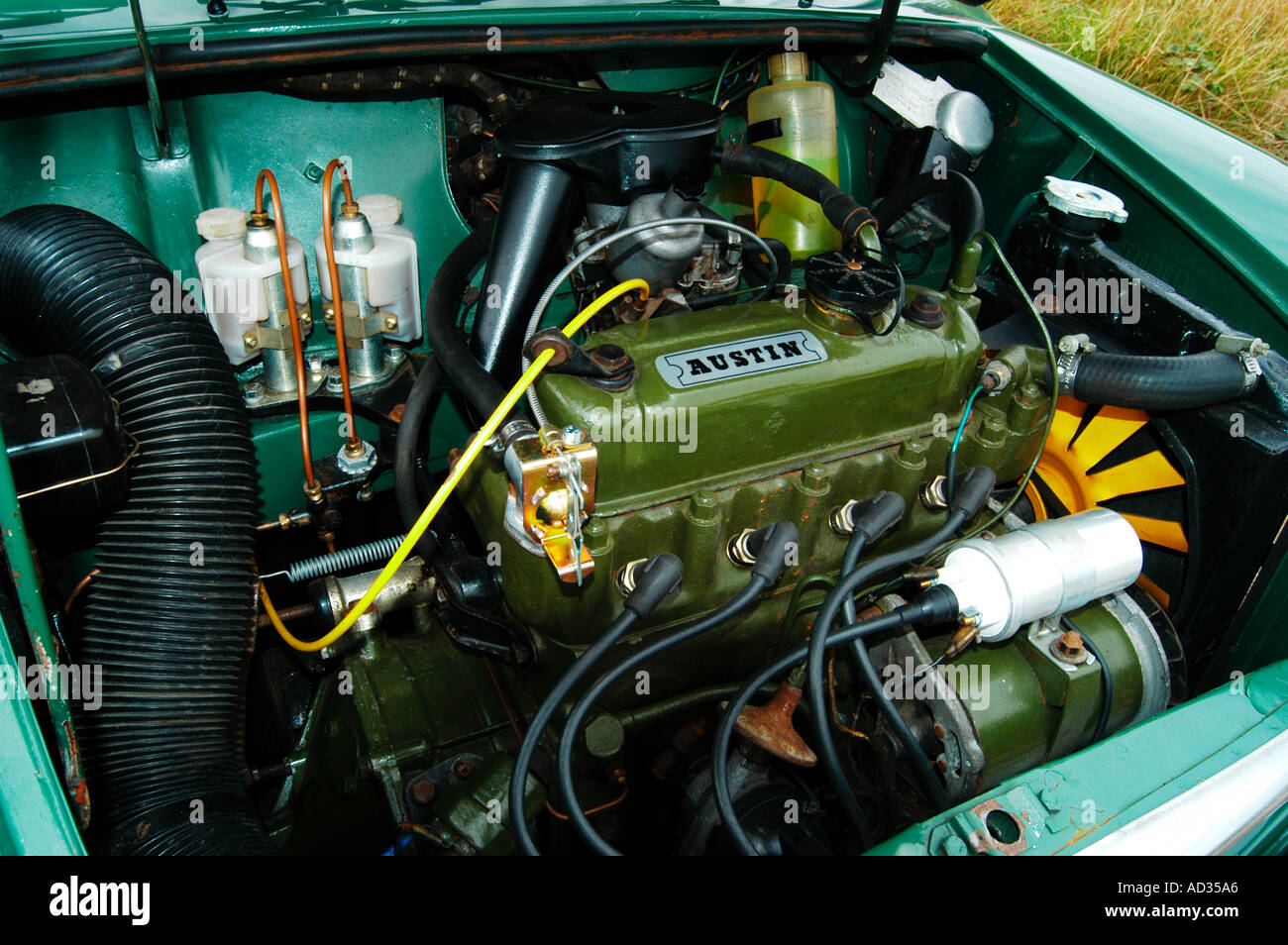 1967 Austin Mini estate engine Stock Photo