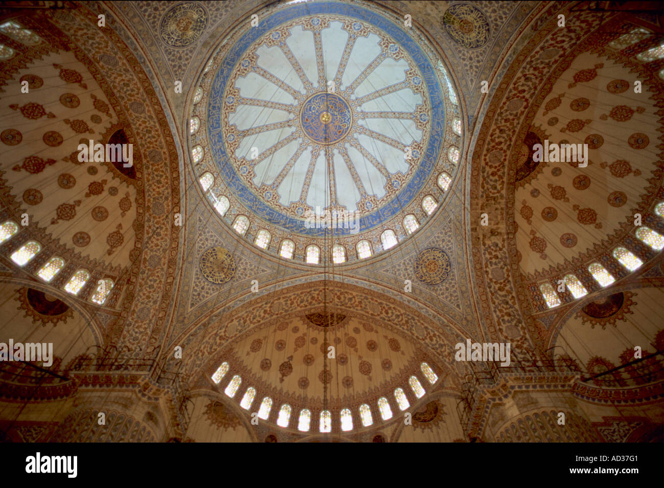 Turkey Istanbul Sultan Ahmet Camii Blue Mosque interior Stock Photo - Alamy