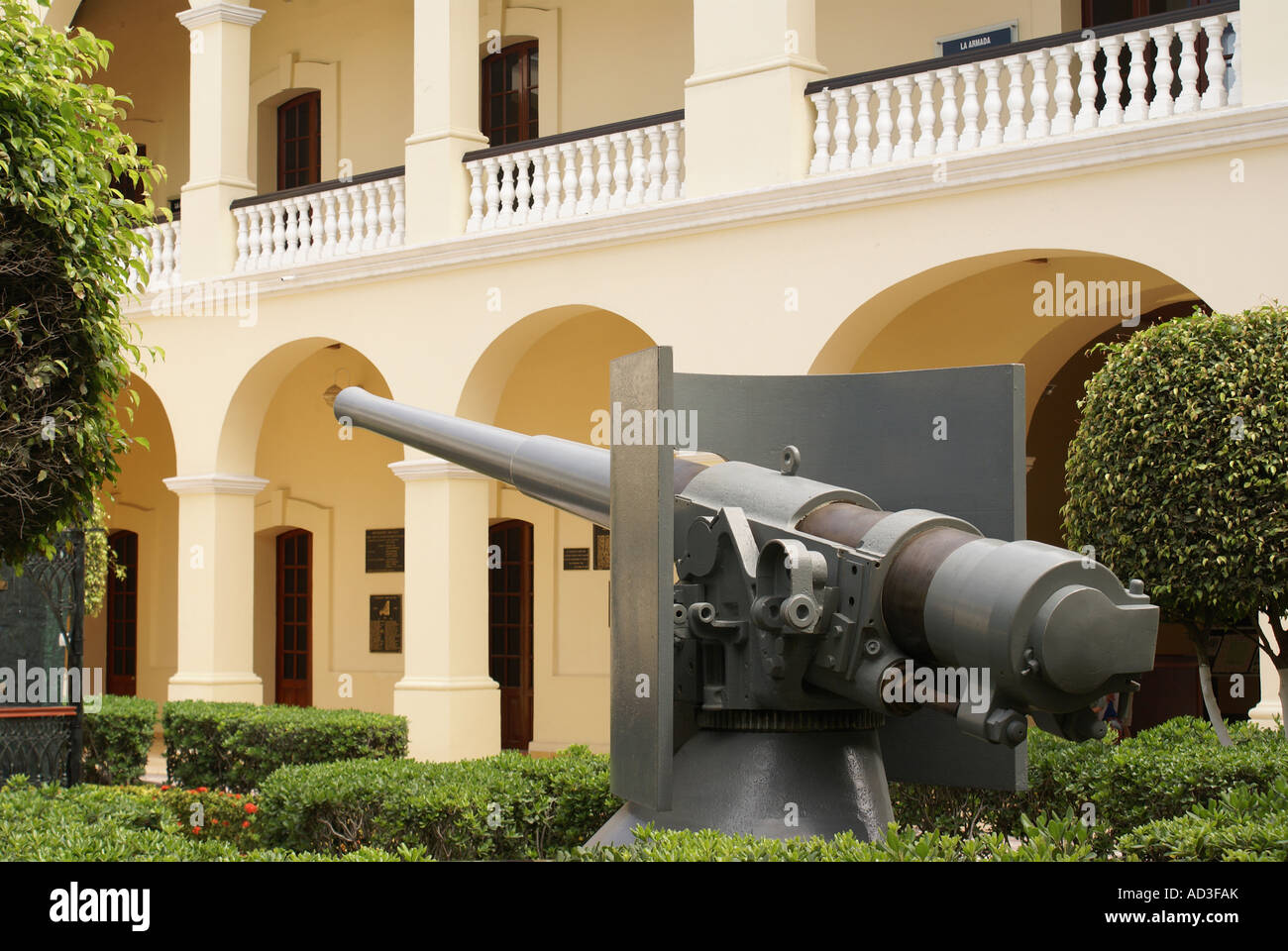 Ship's gun in the courtyard of the Museo Historico Naval or Naval History Museum, city of Veracruz, Mexico Stock Photo