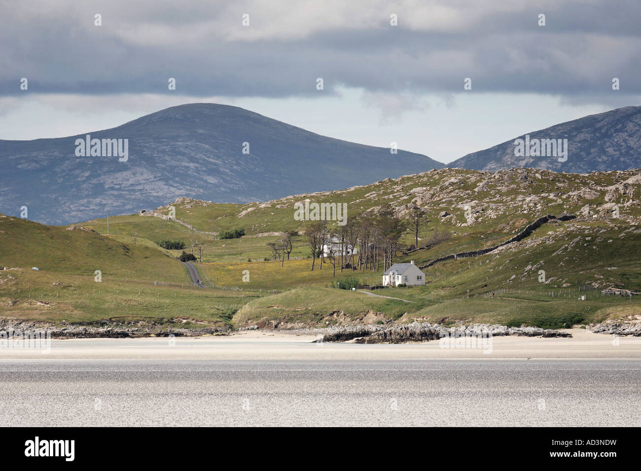 Cottage at Luskentyre on the Isle of Harris Stock Photo Alamy