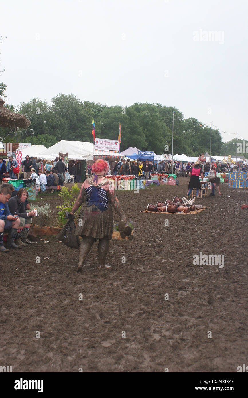 Glastonbury girl mud hi-res stock photography and images - Alamy