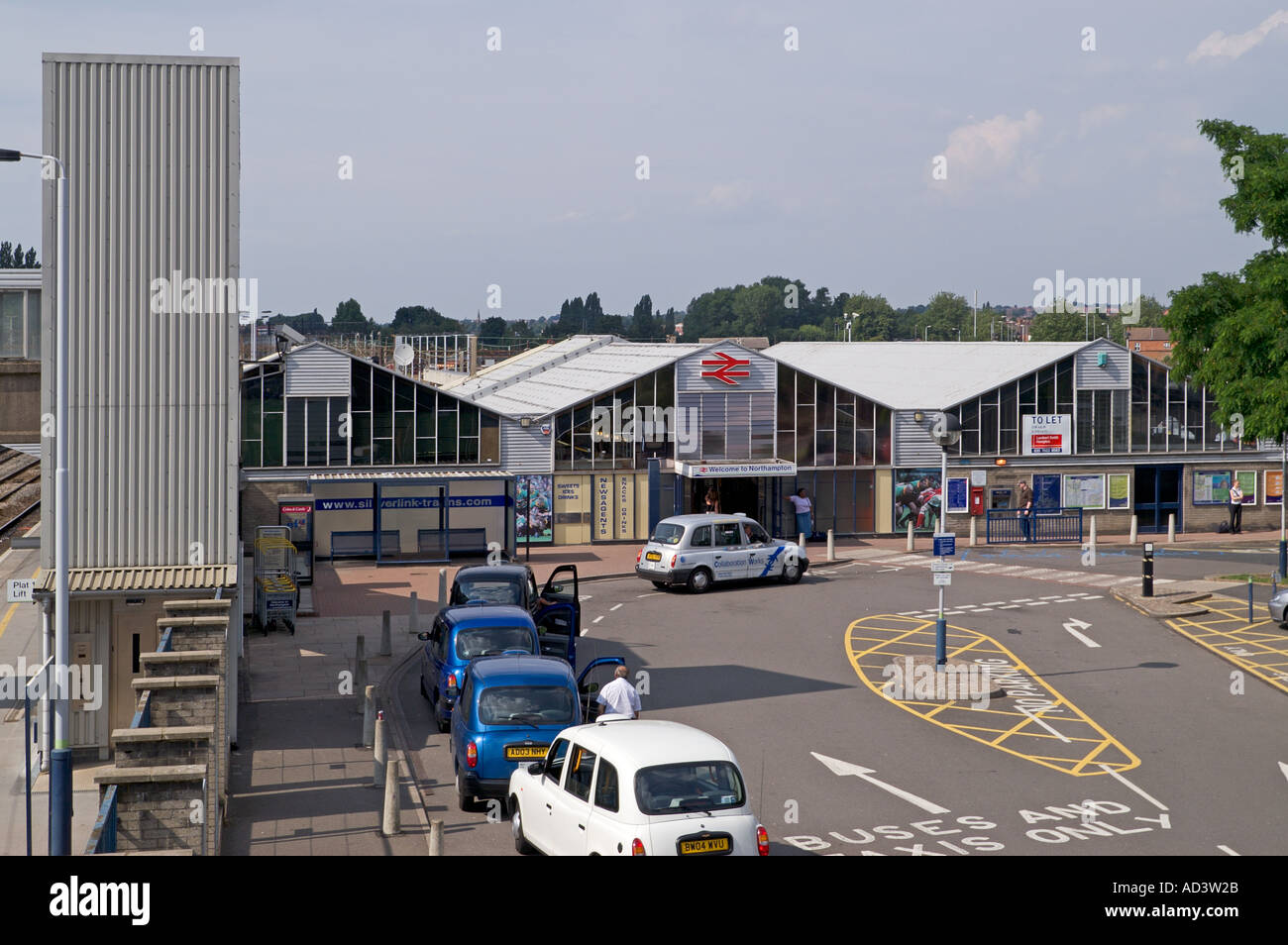 Northampton railway station hires stock photography and images Alamy