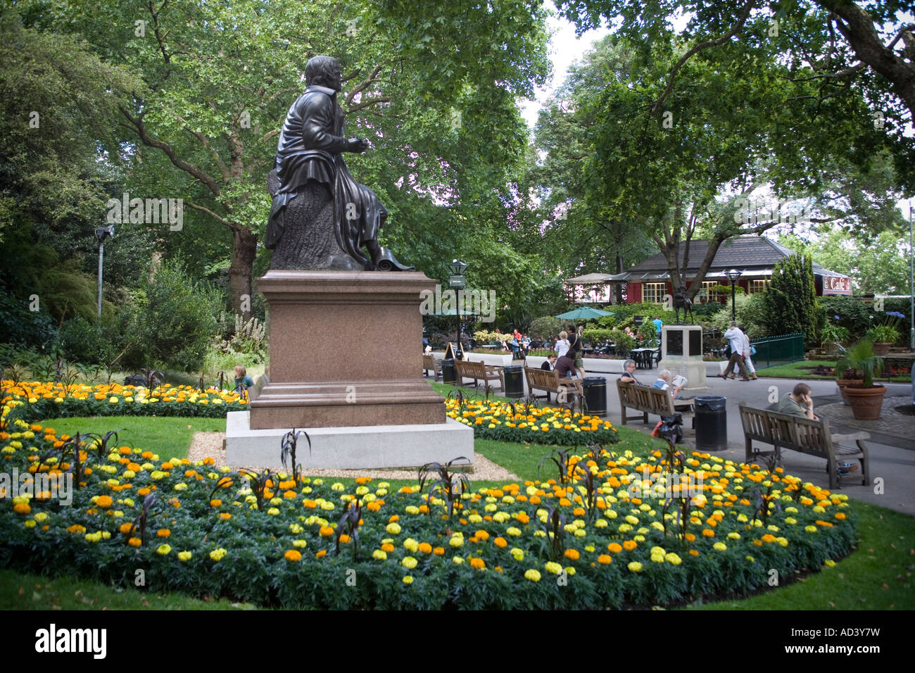 Robert Burns Statue Embankment Gardens London England Stock Photo Alamy