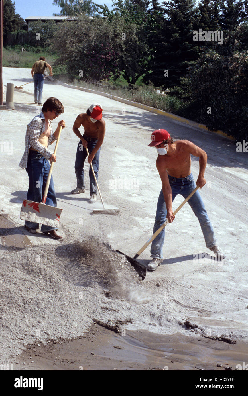 St helens eruption hires stock photography and images Alamy