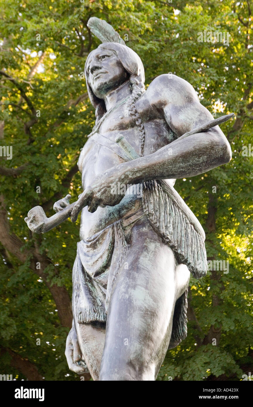 Native American Indian sculpture in Plymouth, Massachusetts Stock Photo