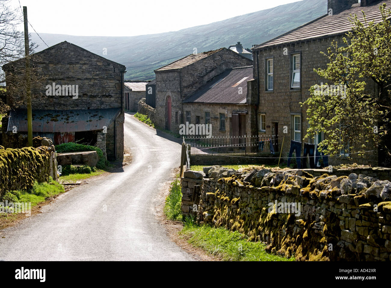 Driving through the dales hires stock photography and images Alamy