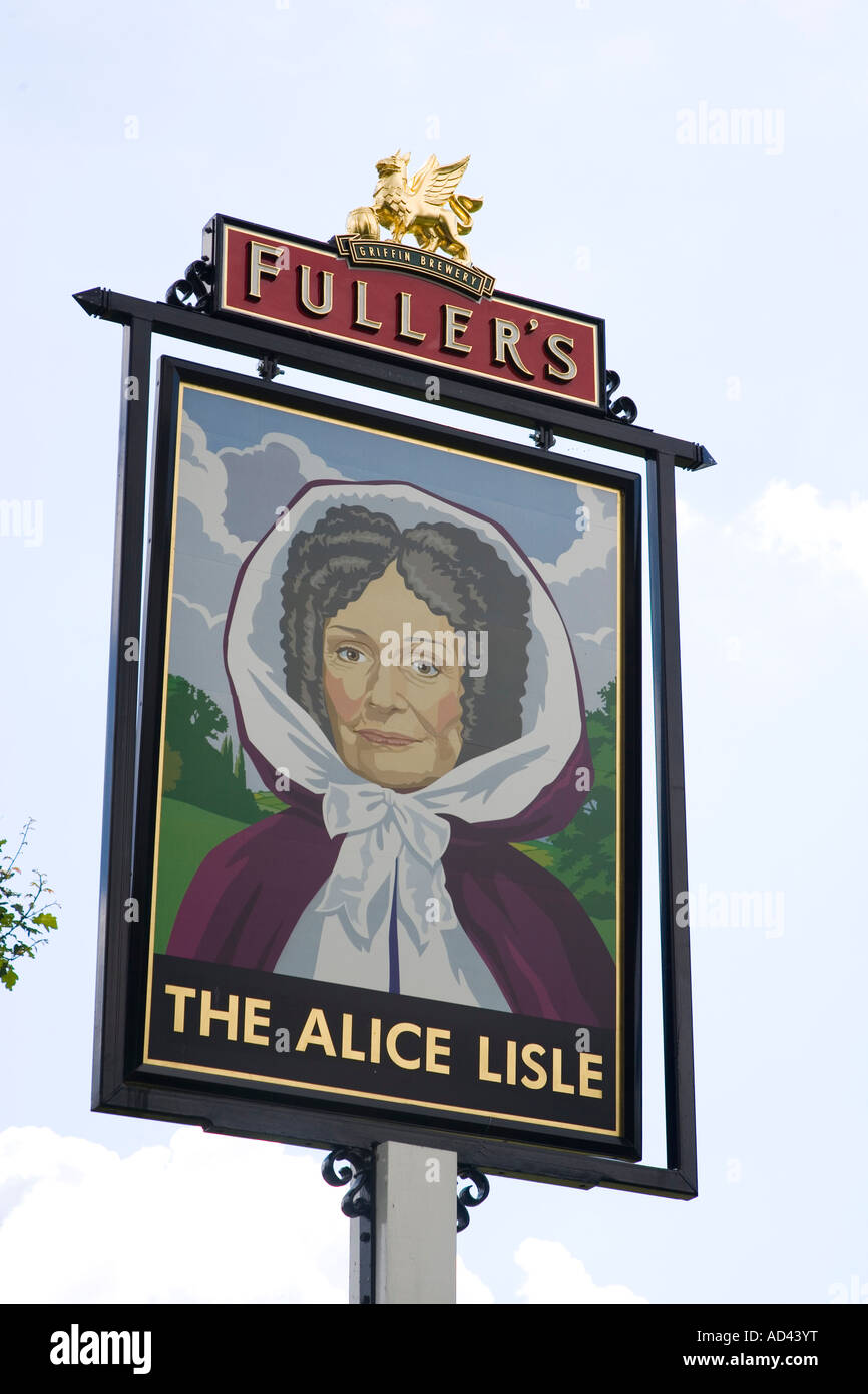 Sign of the Alice Lisle pub on Rockford Green, New Forest, Hants Stock Photo