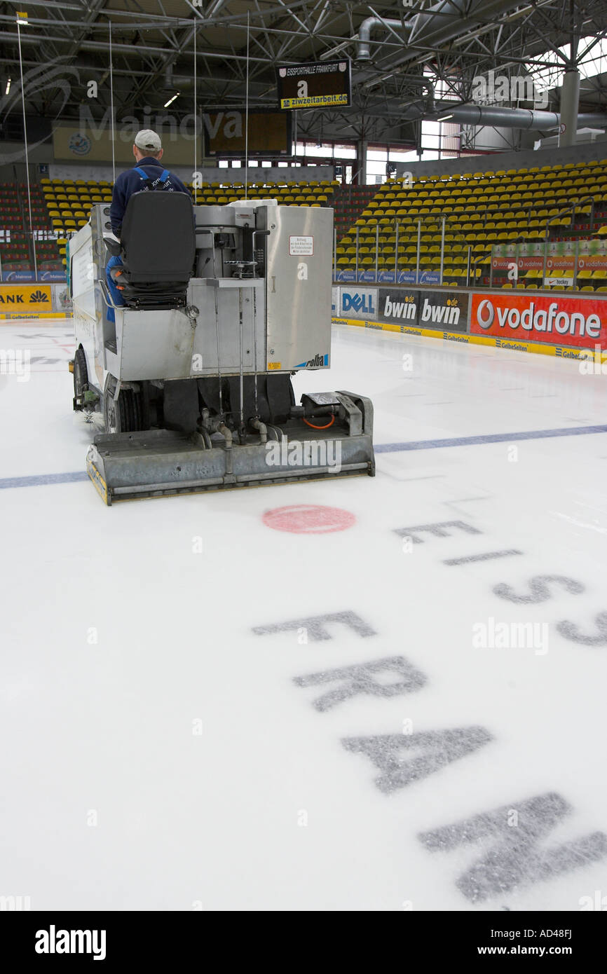 Eissporthallen hires stock photography and images Alamy