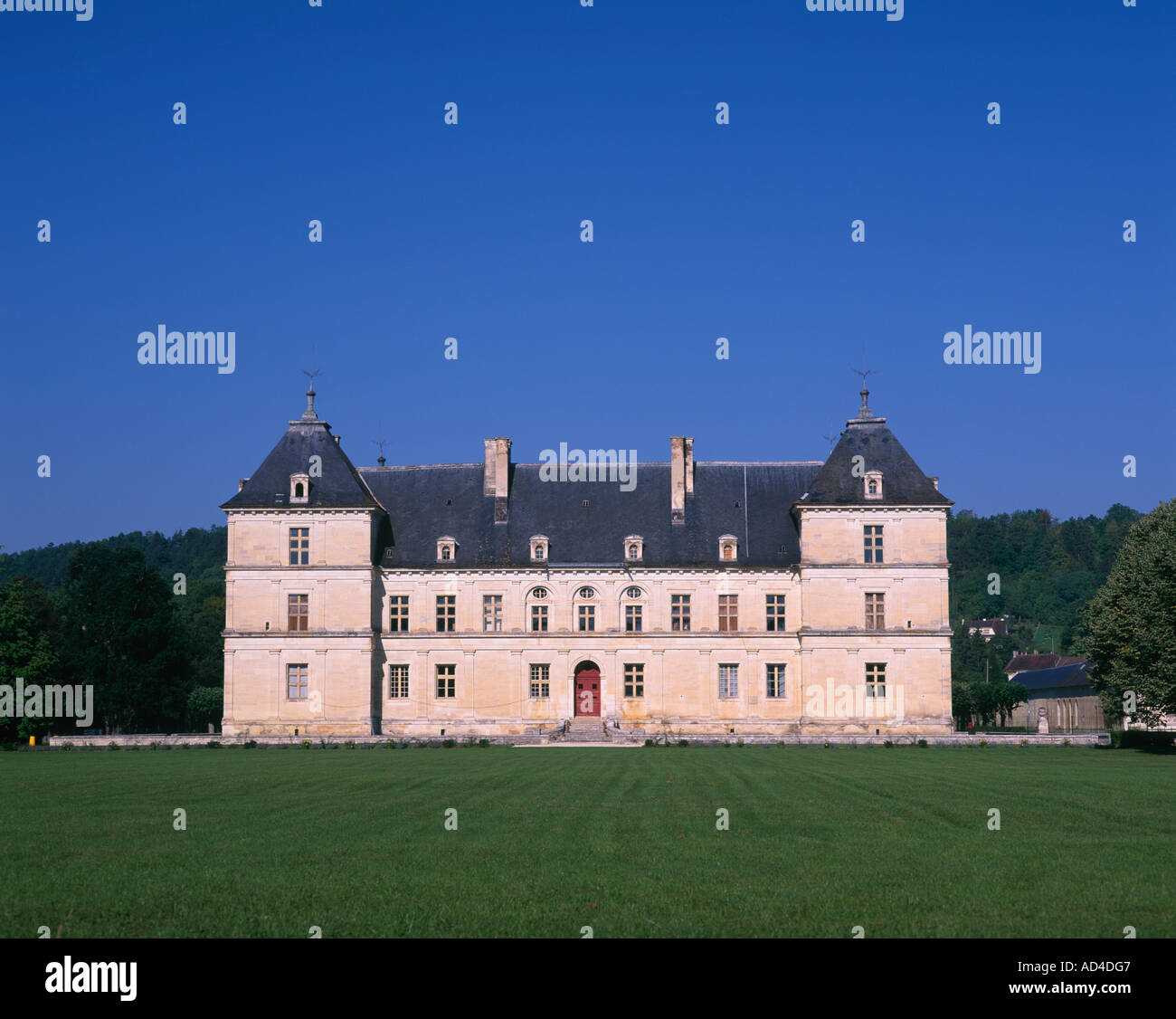 Ancy le franc hires stock photography and images Alamy