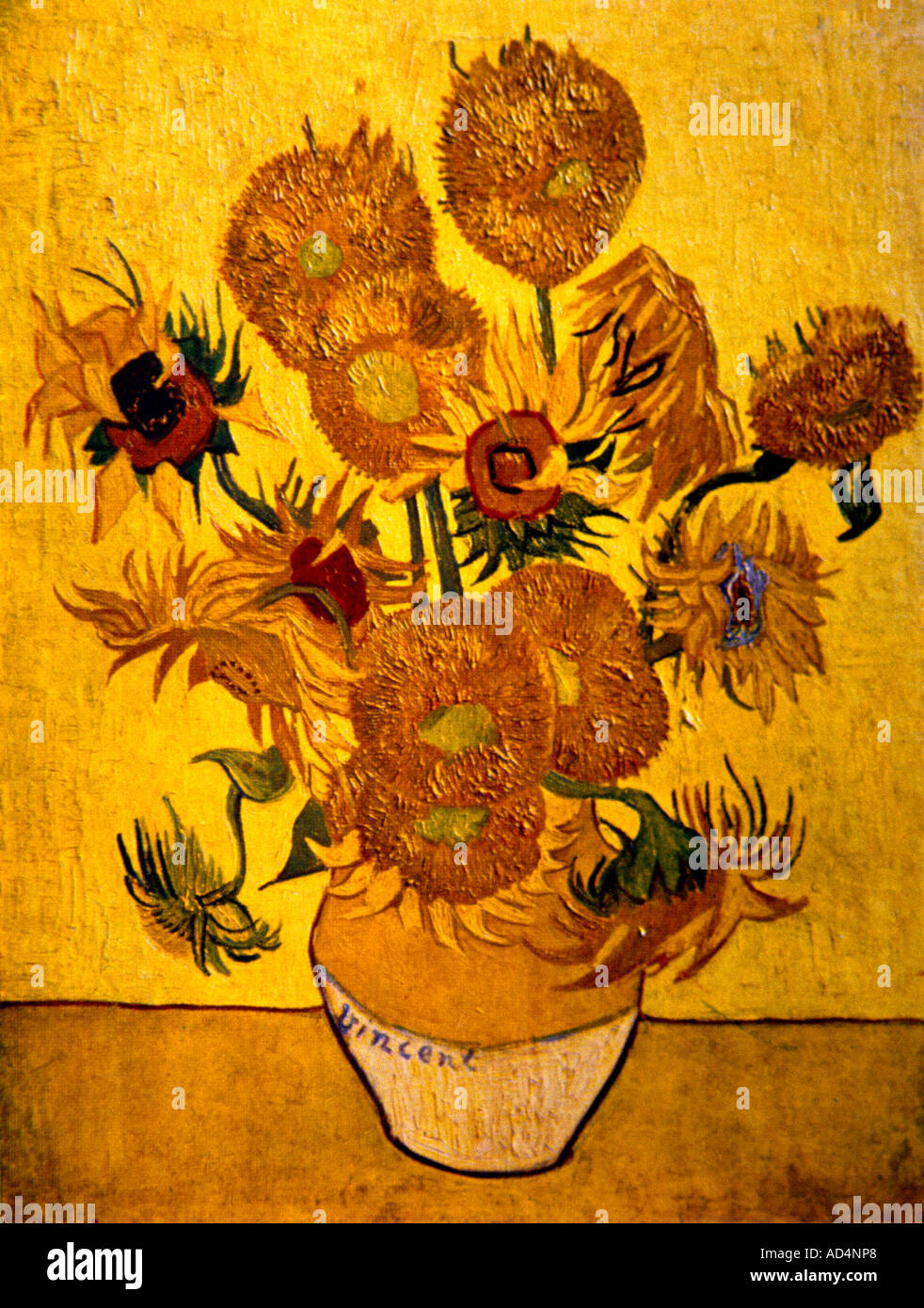 Van gogh sunflowers painting hires stock photography and images Alamy