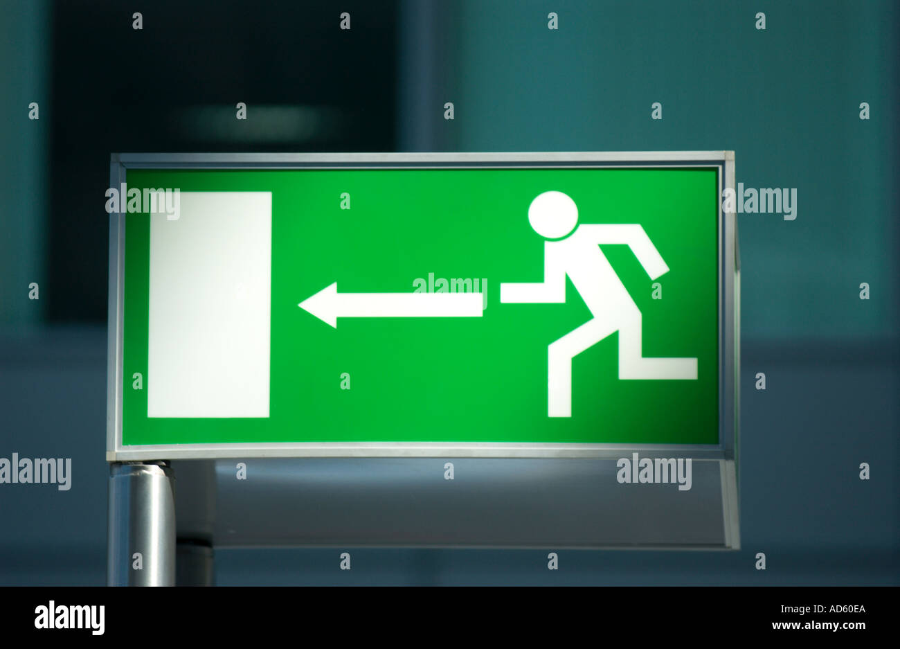 Escape route sign Stock Photo - Alamy