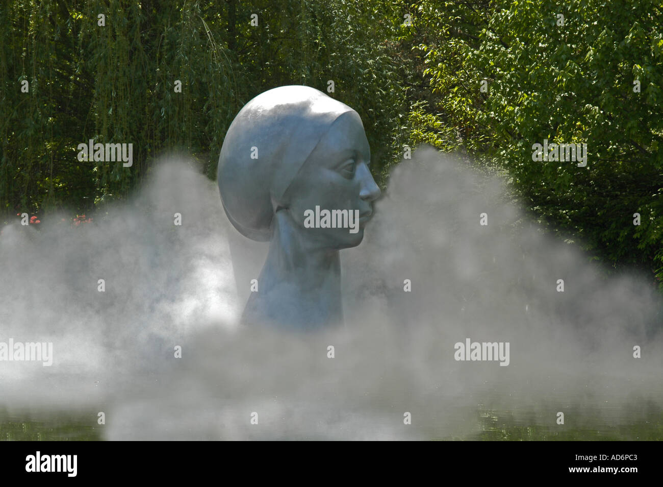 Sculpture of Woman Head with artificial mist, Grounds for Sculpture
