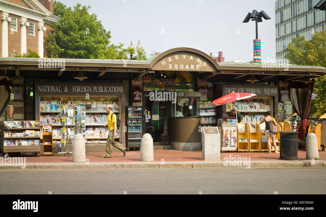 Out of Town News stand, Harvard Square, Cambridge, Massachusetts, USA Stock Photo