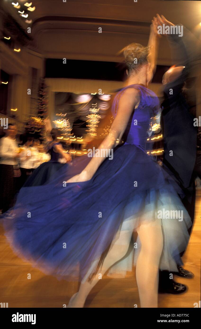 Opernball hi-res stock photography and images - Alamy