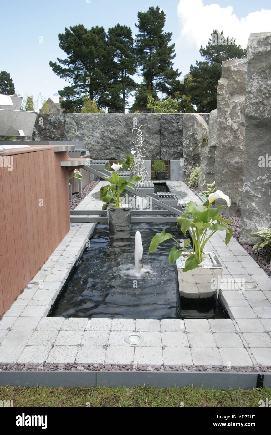 water feature in garden by Irish garden designer Rachel Doyle for Bloom 2007 Irish garden show Stock Photo