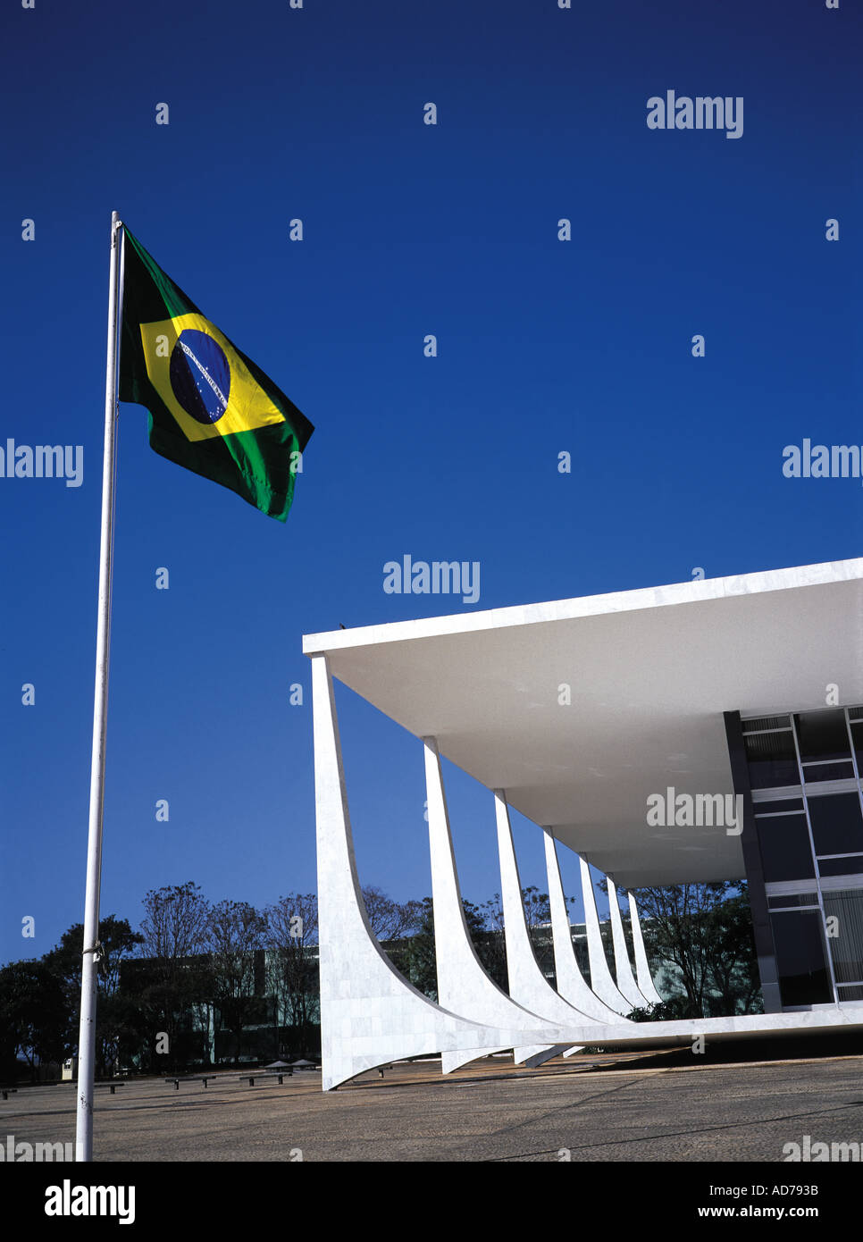 BRAZIL BRASILIA ARCHITECT TOWN PLANNER OSCAR NIEMEYER THE JUSTICE MINISTRY Stock Photo