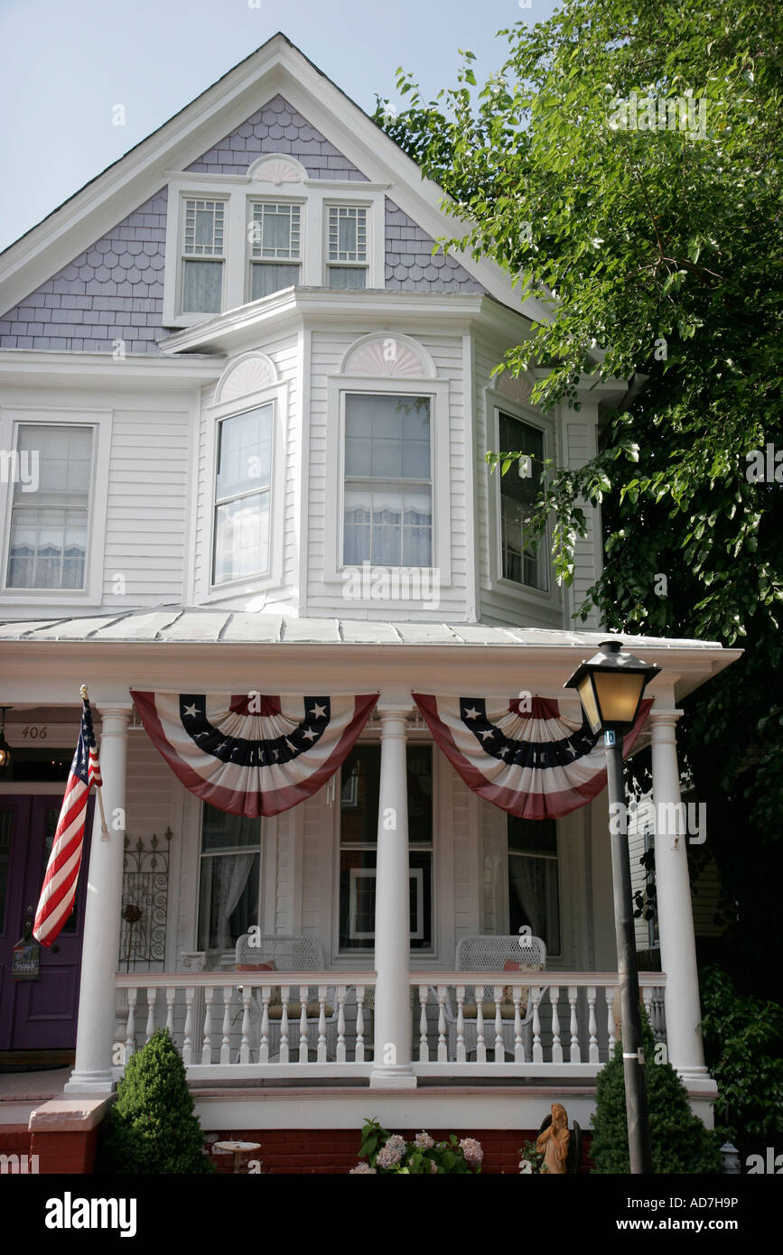 Portsmouth Virginia,Glasgow Street,Olde Towne Historic District,porch