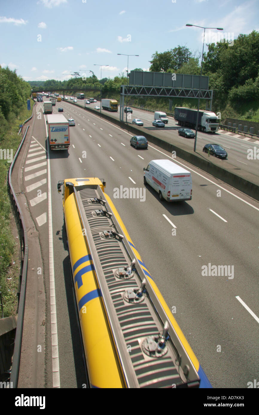 Lorry motorway uk hi-res stock photography and images - Alamy