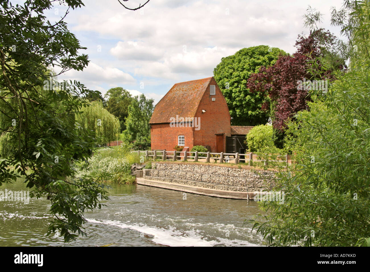 River mole cobham surrey hires stock photography and images Alamy