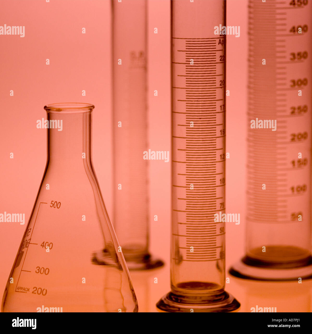 Glass chemistry tubes hi-res stock photography and images - Alamy